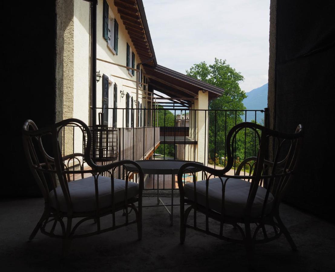 Open Cascina Villa Colico Bagian luar foto