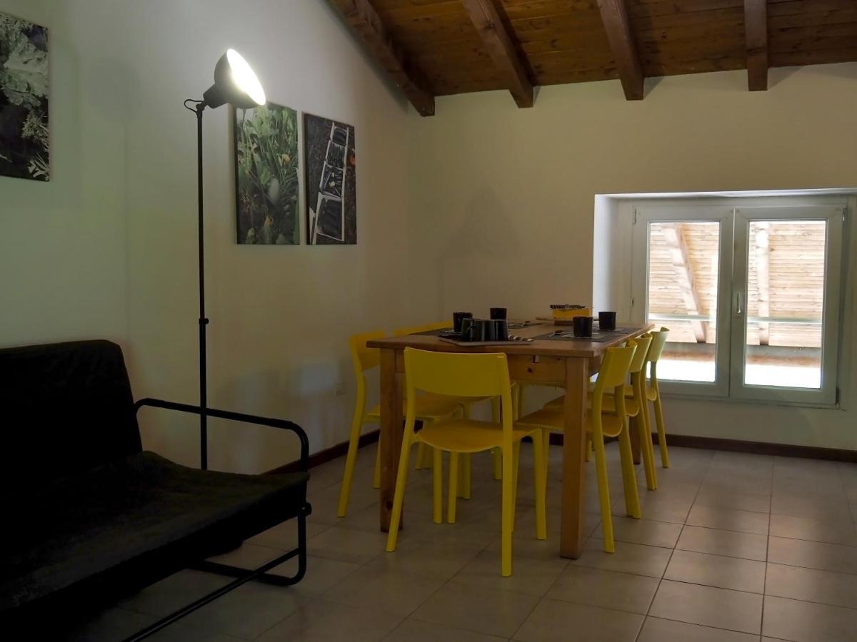 Open Cascina Villa Colico Bagian luar foto