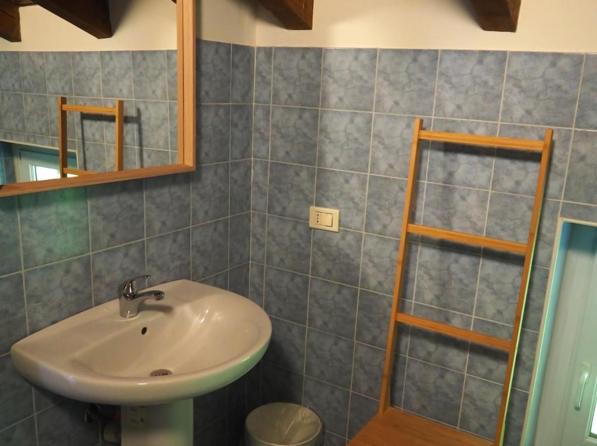 Open Cascina Villa Colico Bagian luar foto
